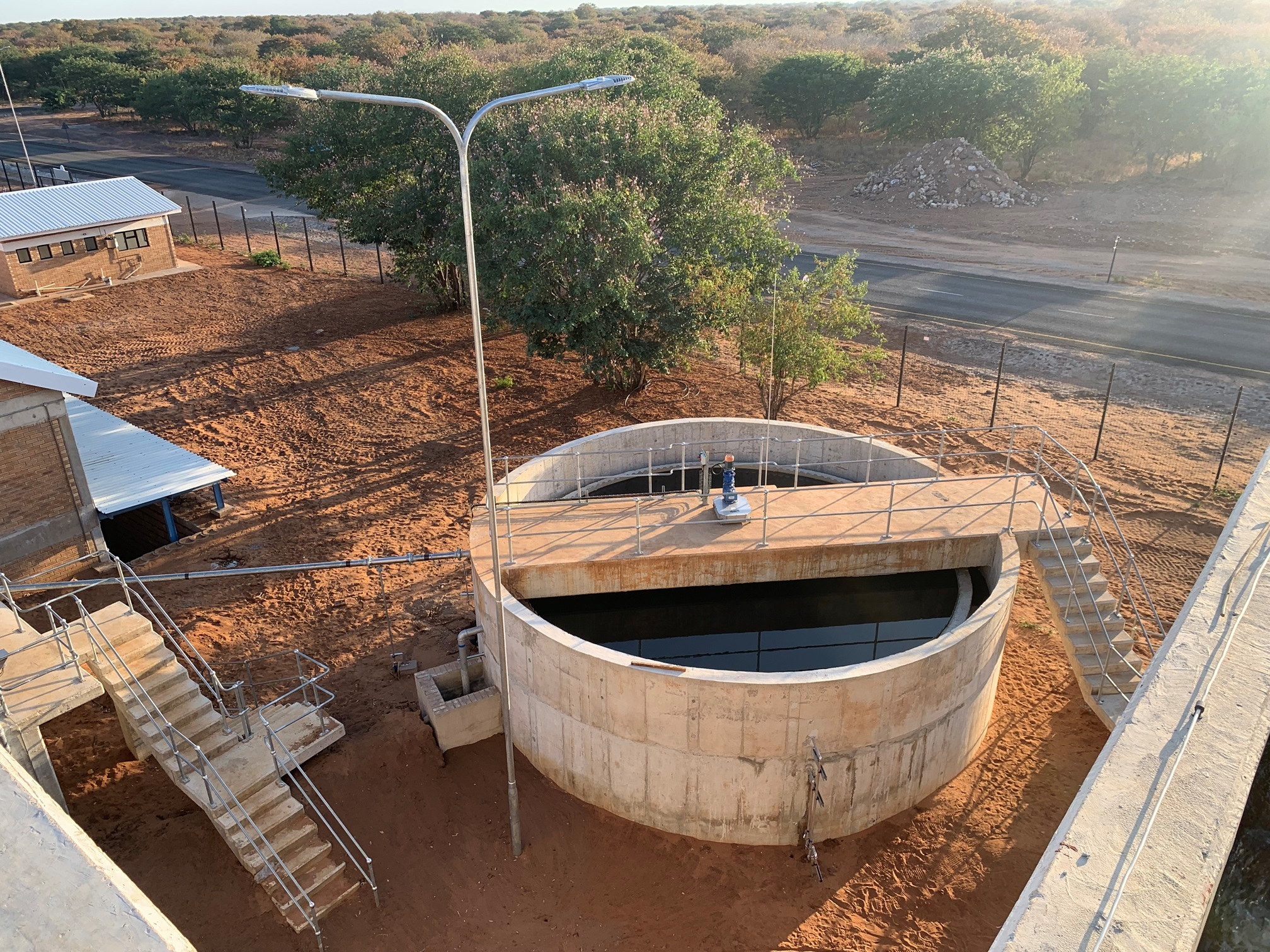 Sludge thickener